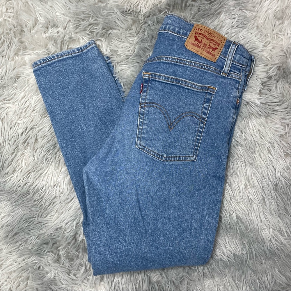 Levi’s Distressed High Rise High Waisted Button Fly Skinny Jeans Size 30